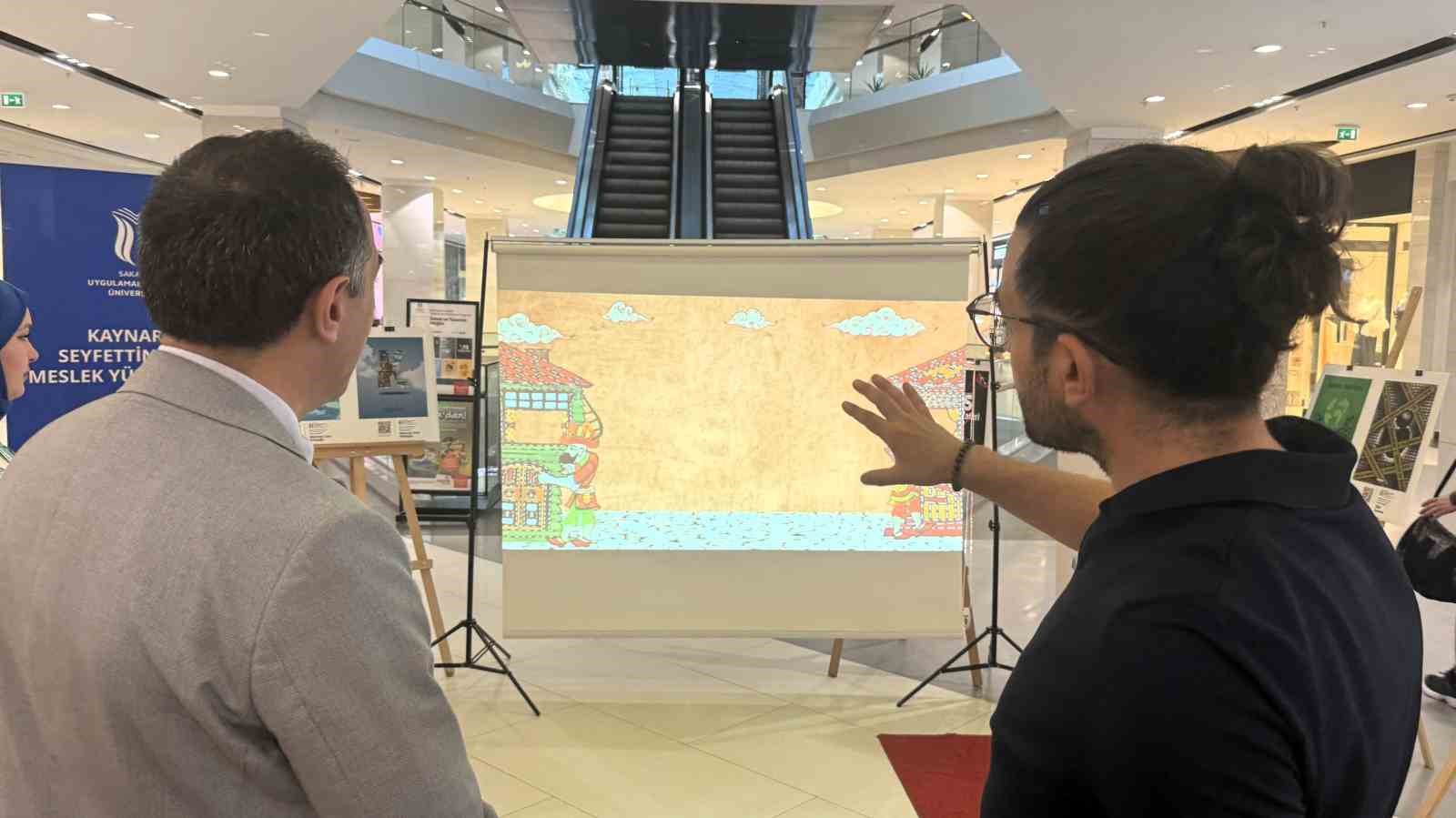 Özgün eserler Sanat ve Tasarım Sergisi’nde sergilendi 