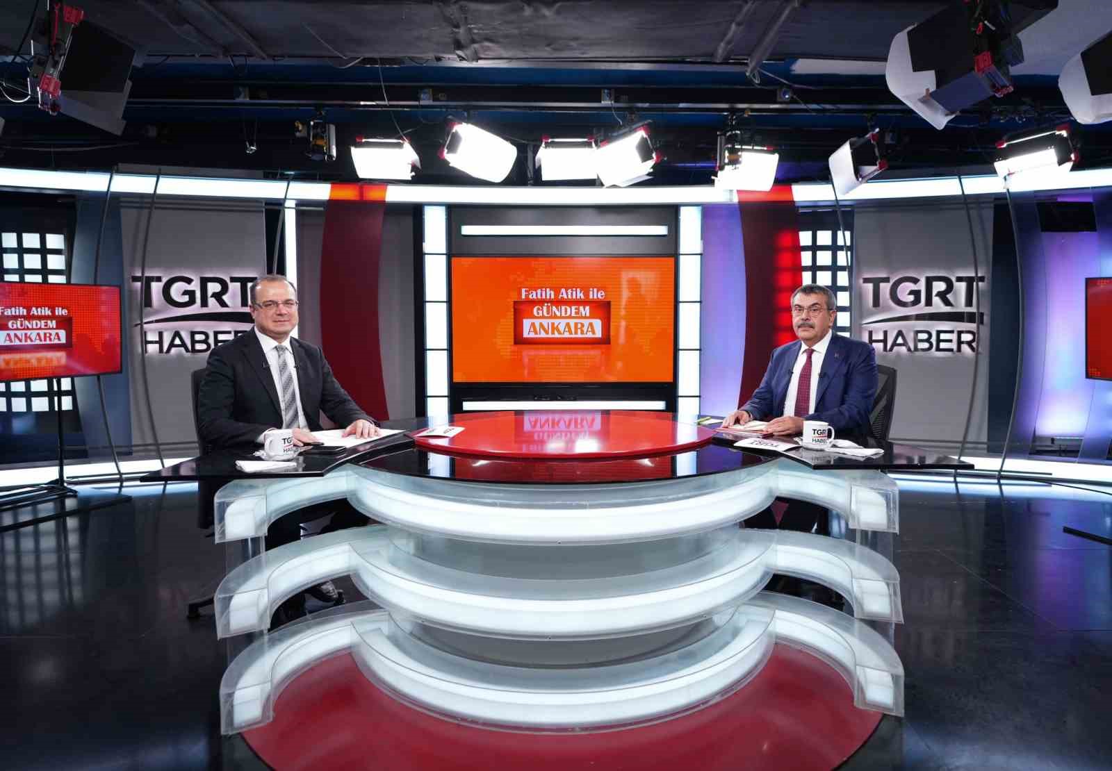Bakan Tekin: 