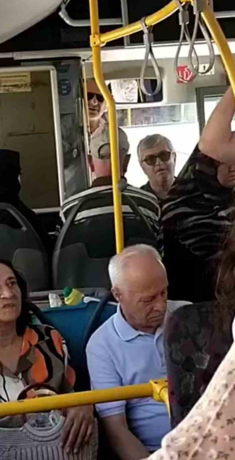 Otobüs şoföründen engelli vatandaşa tepki çeken davranış: 