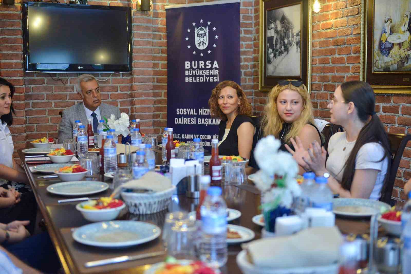 Bursa’da ‘Esnek Oyun Alanı Projesi’yle çocuklar eğlenerek öğrendi 
