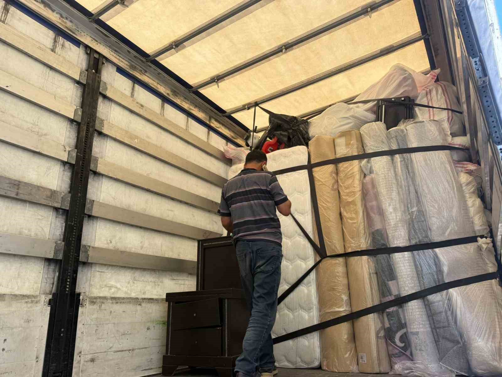 15 yıl önce yolda aldığı sürücü nedeniyle 2,5 yıl ceza alan tır şoförü, haftalık imza zorunluluğunun kaldırılmasını talep ediyor 
