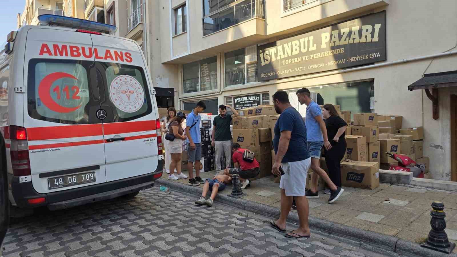 Milas’ta Motosiklet Yayaya Çarptı: Kaza Sonrası Kavga Çıktı 
