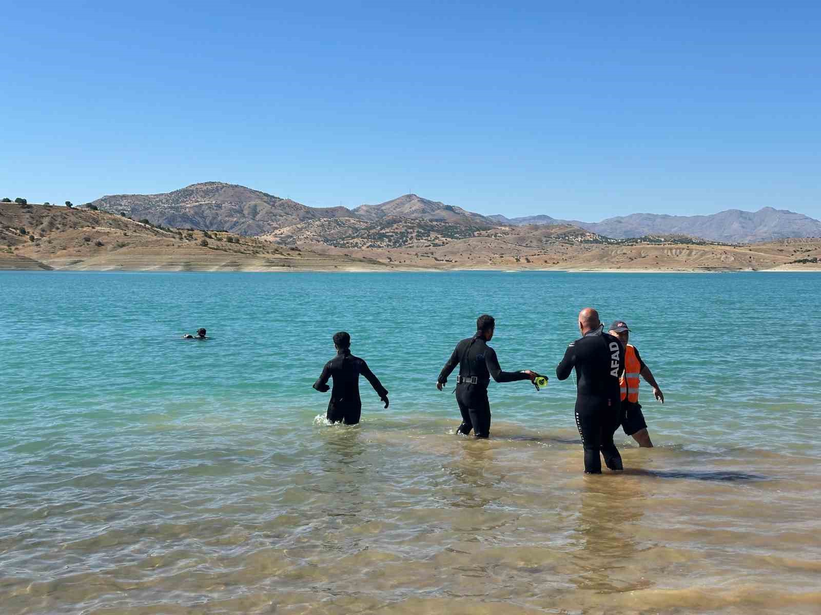 Diyarbakır’da Kralkızı Barajı’na giren genç hayatını kaybetti 