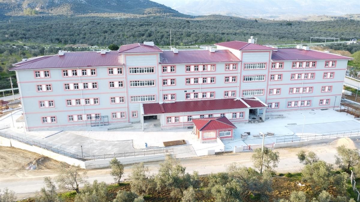 Edremit’te KYK yurdu tamamlandı 