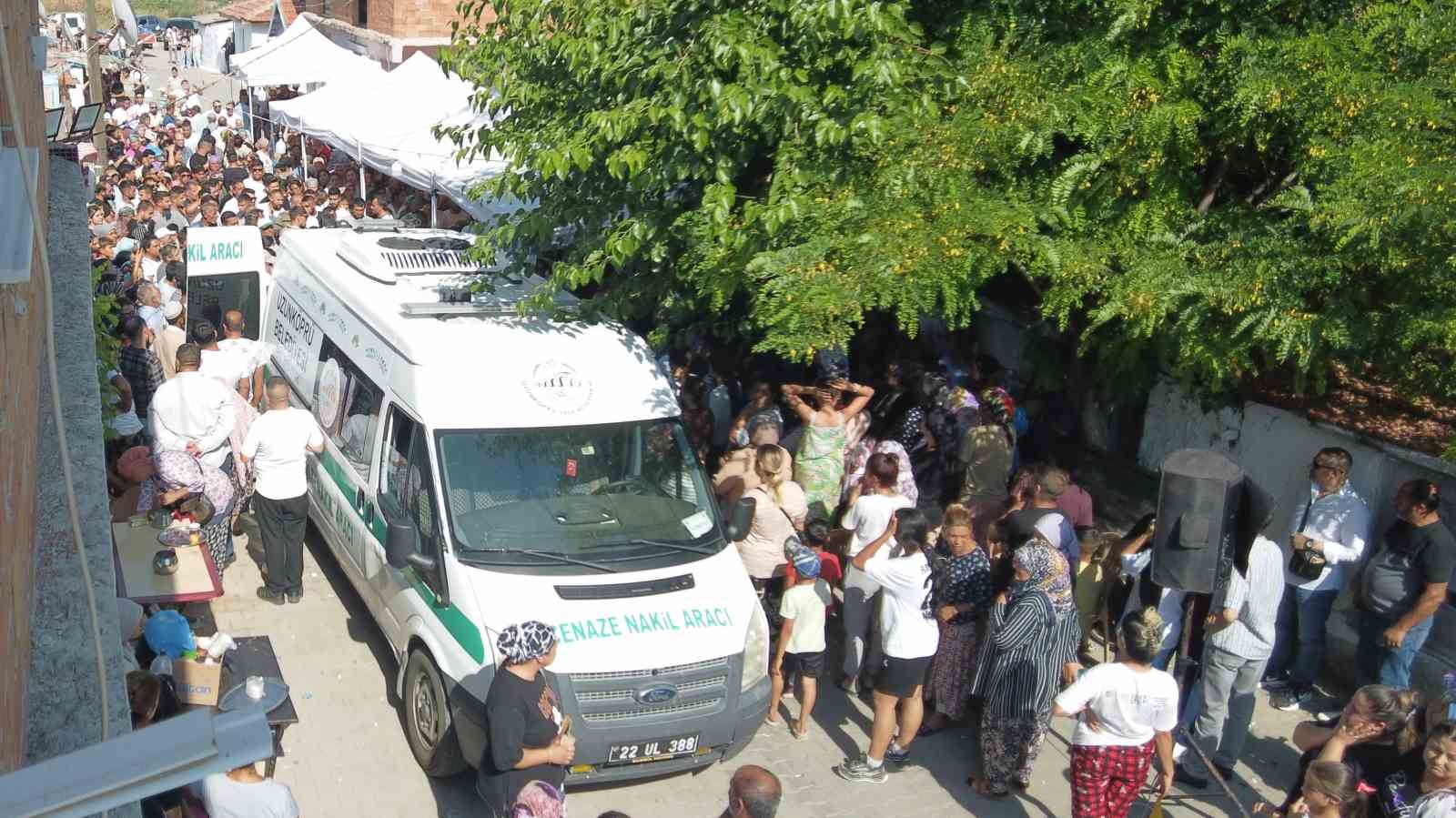 Kazada ailesinden 5 kişiyi kaybeden babanın en zor anları 