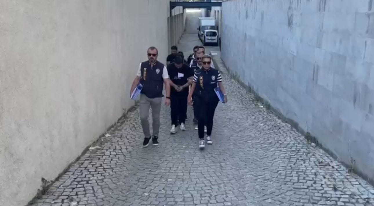 İş bulma vaadiyle 4 ilde dolandırıcılık yapanlara operasyon: 4 tutuklama 