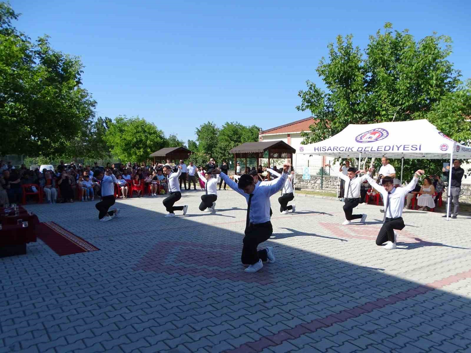 Hisarcık MYO’da mezuniyet heyecanı 