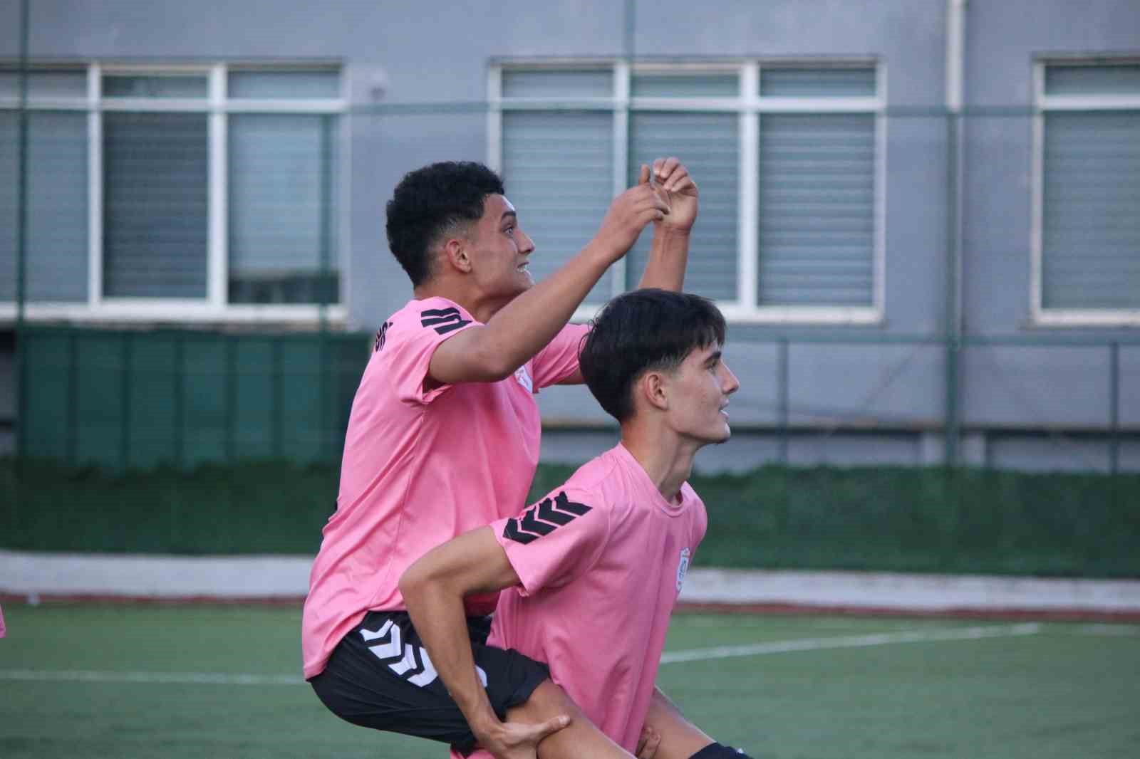 U17 Türkiye Şampiyonası 1. Kademe maçları Karabük’te devam ediyor 