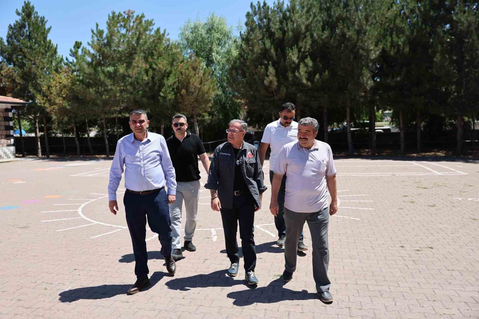 Başkan Özdoğan’dan eğitime kesintisiz destek 
