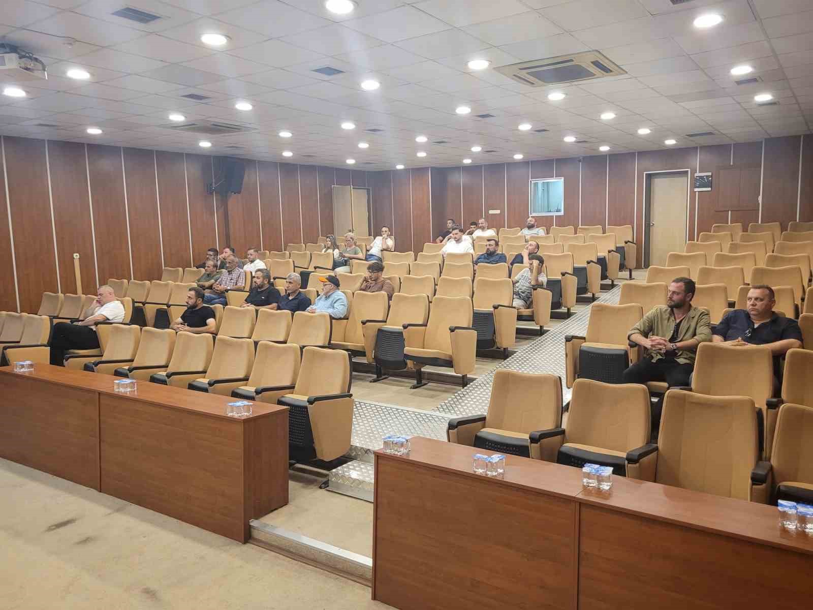 İtfaiyeden, belediye personeline yangın eğitimi 