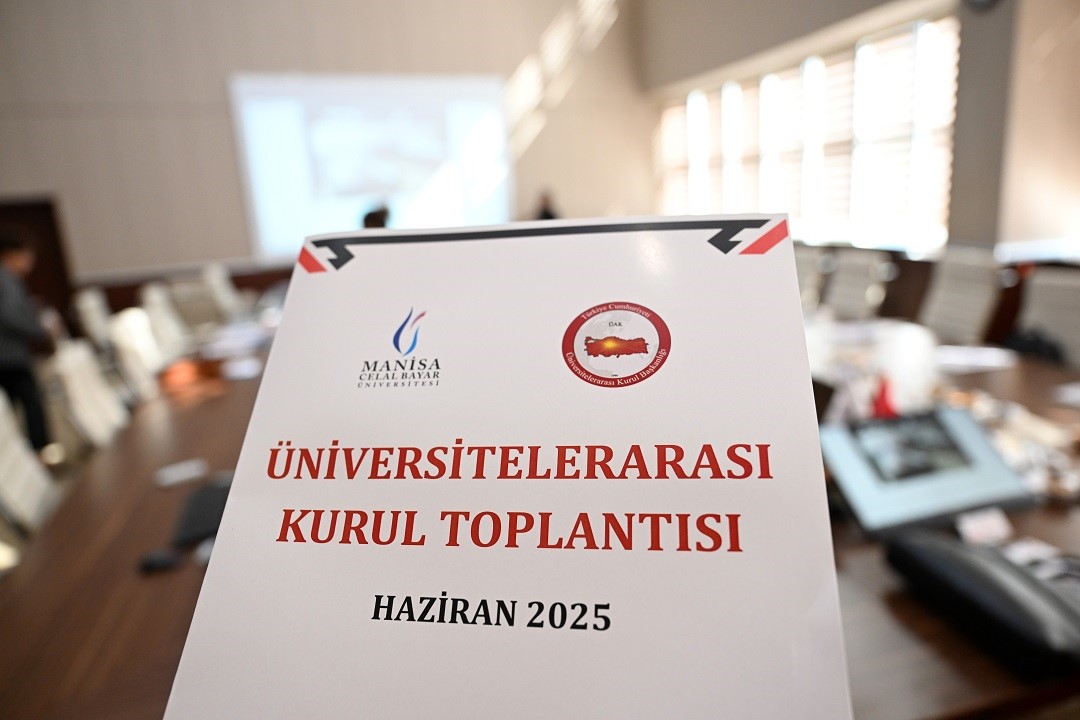 MCBÜ ÜAK Yönetim Kurulu Toplantısına ev sahipliği yaptı 
