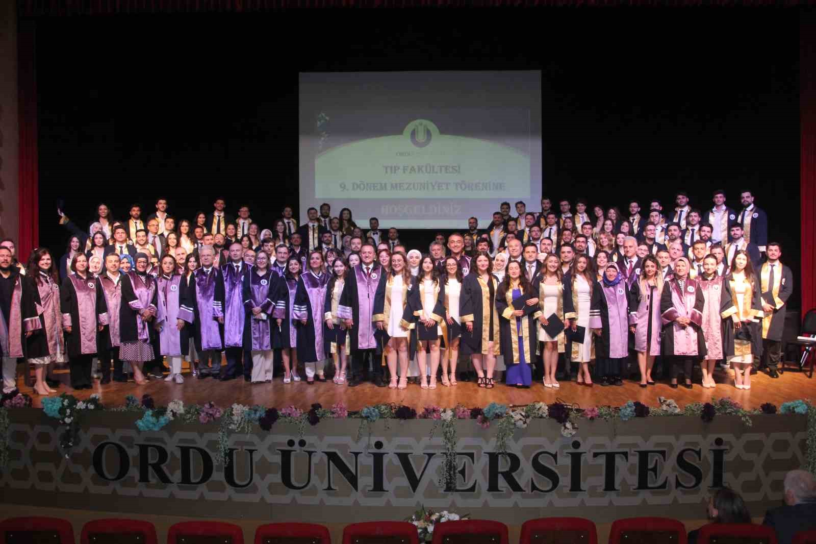 ODÜ Tıp Fakültesi 105 mezun verdi 