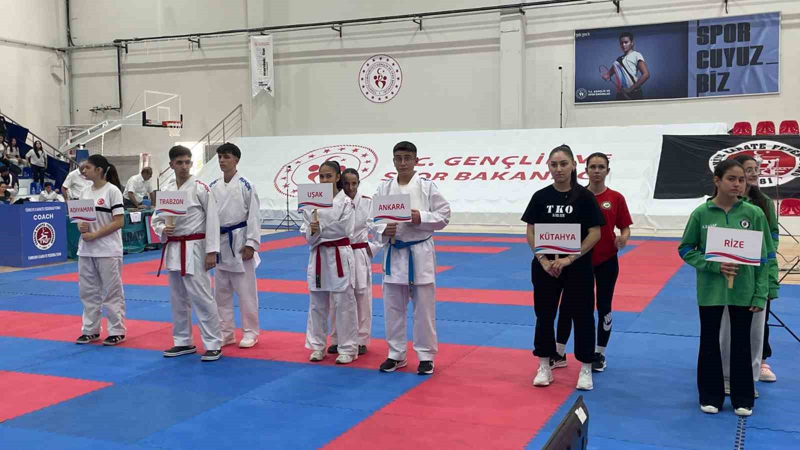 Karate Premier Ligi heyecanı Zonguldak’ta başladı 