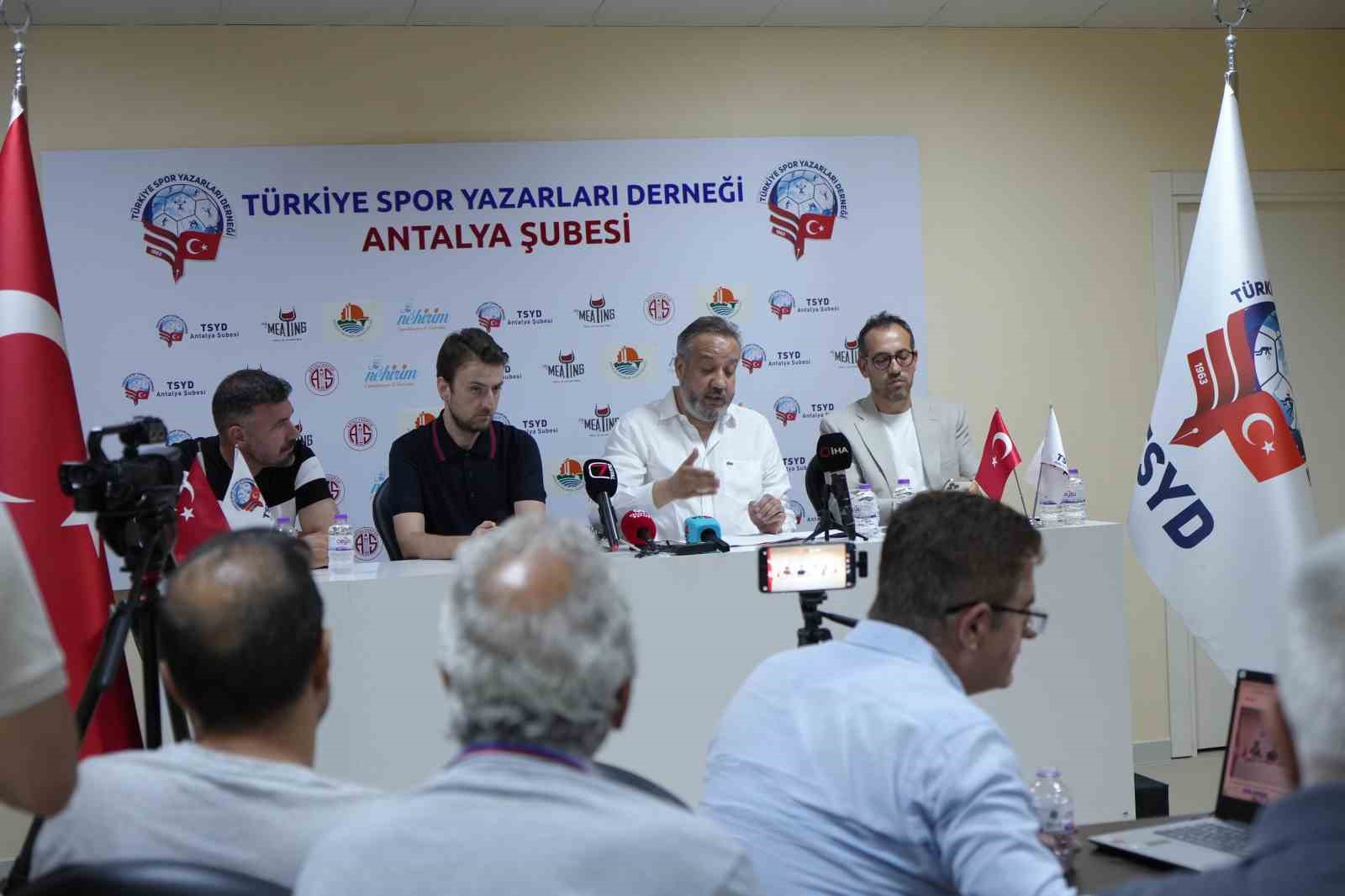 Sinan Boztepe istifa edeceğini açıkladı 