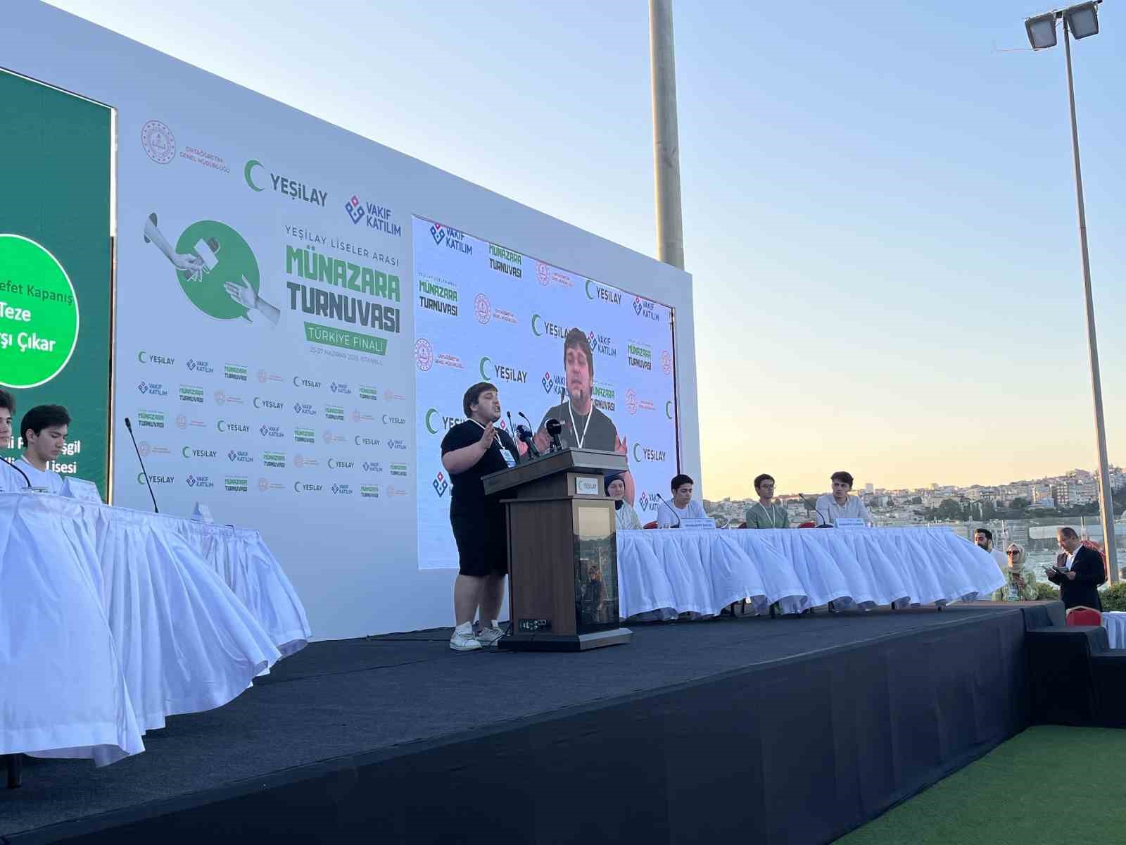 Yeşilay, Liseler Arası Münazara Turnuvası Türkiye Finali yapıldı 