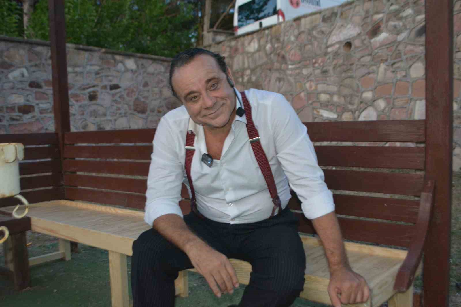 Ünlü oyuncu Reha Özcan son noktayı koydu 