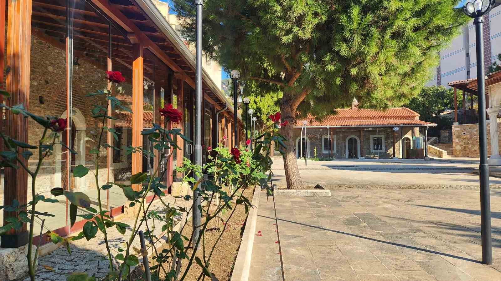Restorasyonu tamamlanan Nasuh Paşa Külliyesi hizmete açılıyor 