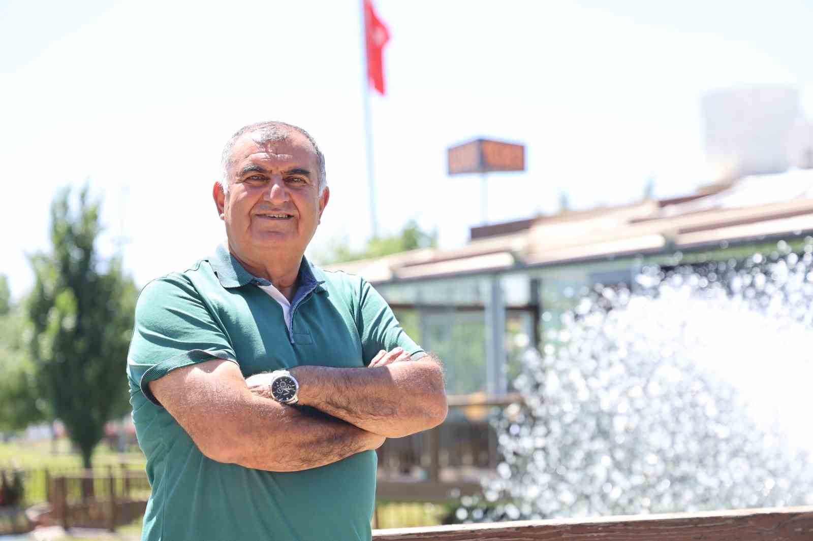 Maradona’nın maçını yöneten Türk hakem o anıyı ilk kez anlattı: 