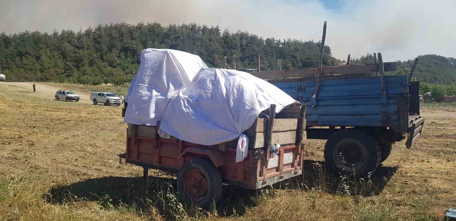 Yangın bölgesinde köyler boşaltılıyor 