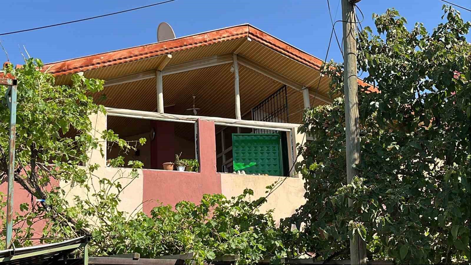 Konya’da aile kavgası kanlı bitti: 3 yaralı 