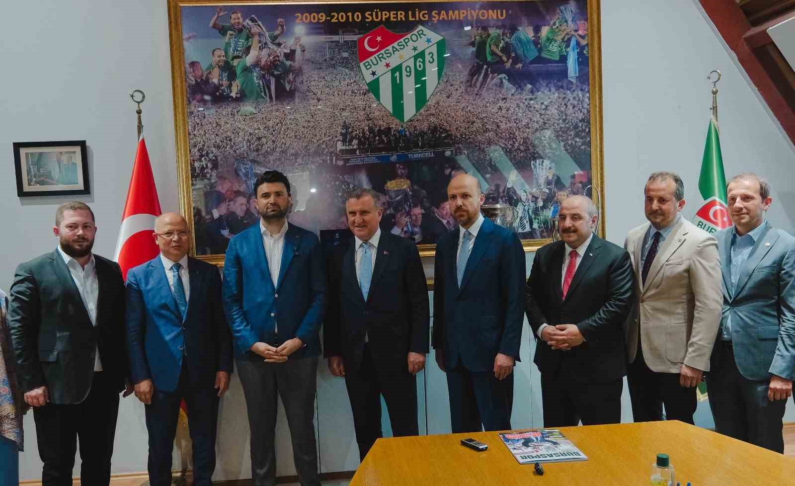 Bakan Osman Aşkın Bak ve Bilal Erdoğan’dan Bursaspor’a ziyaret 