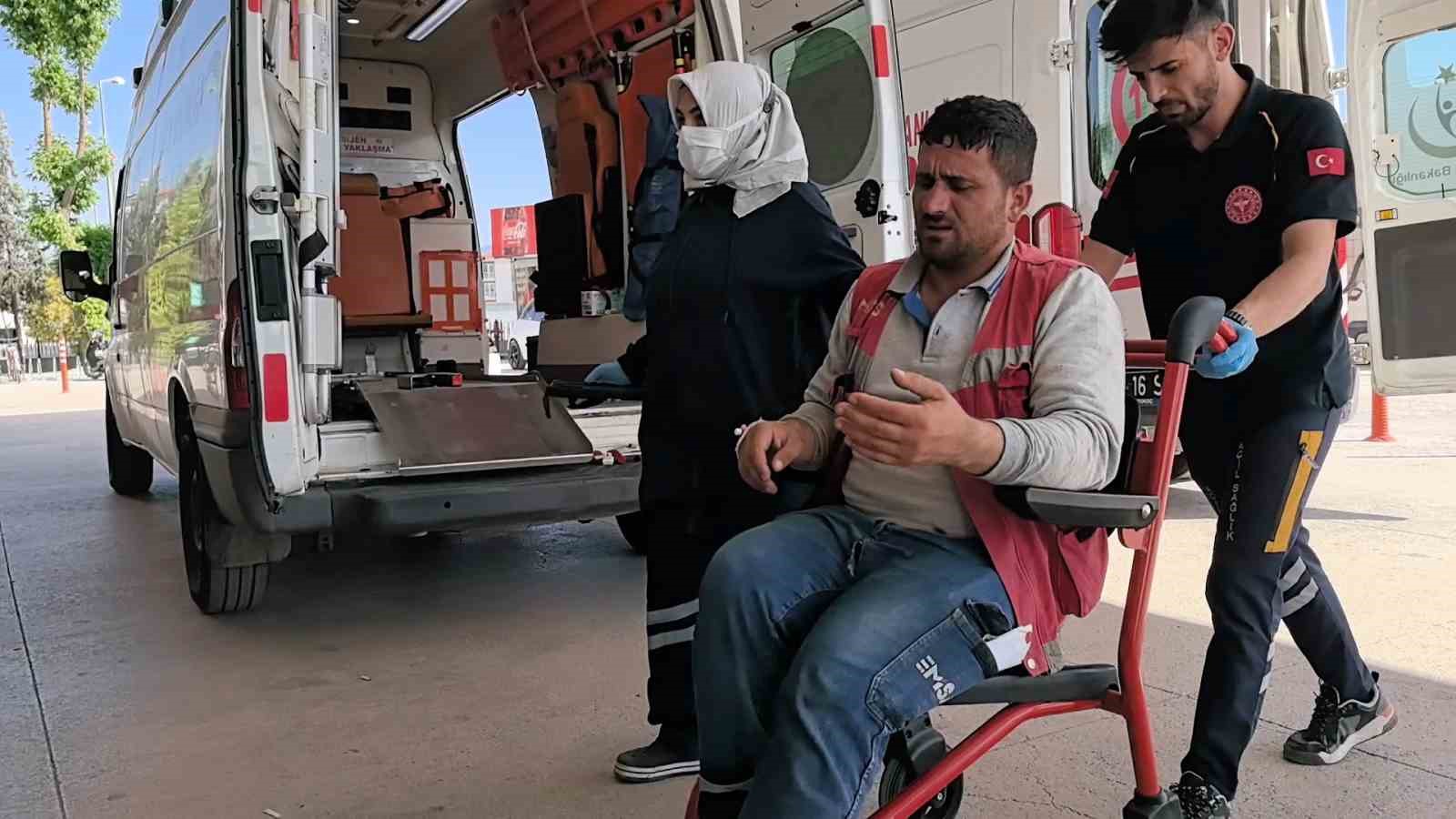 Evin doğalgaz hattı patladı: 4 yaralı 