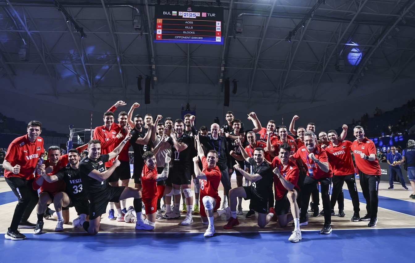 A Milli Erkek Voleybol Takımı, Bulgaristan’ı 3-0 mağlup etti 