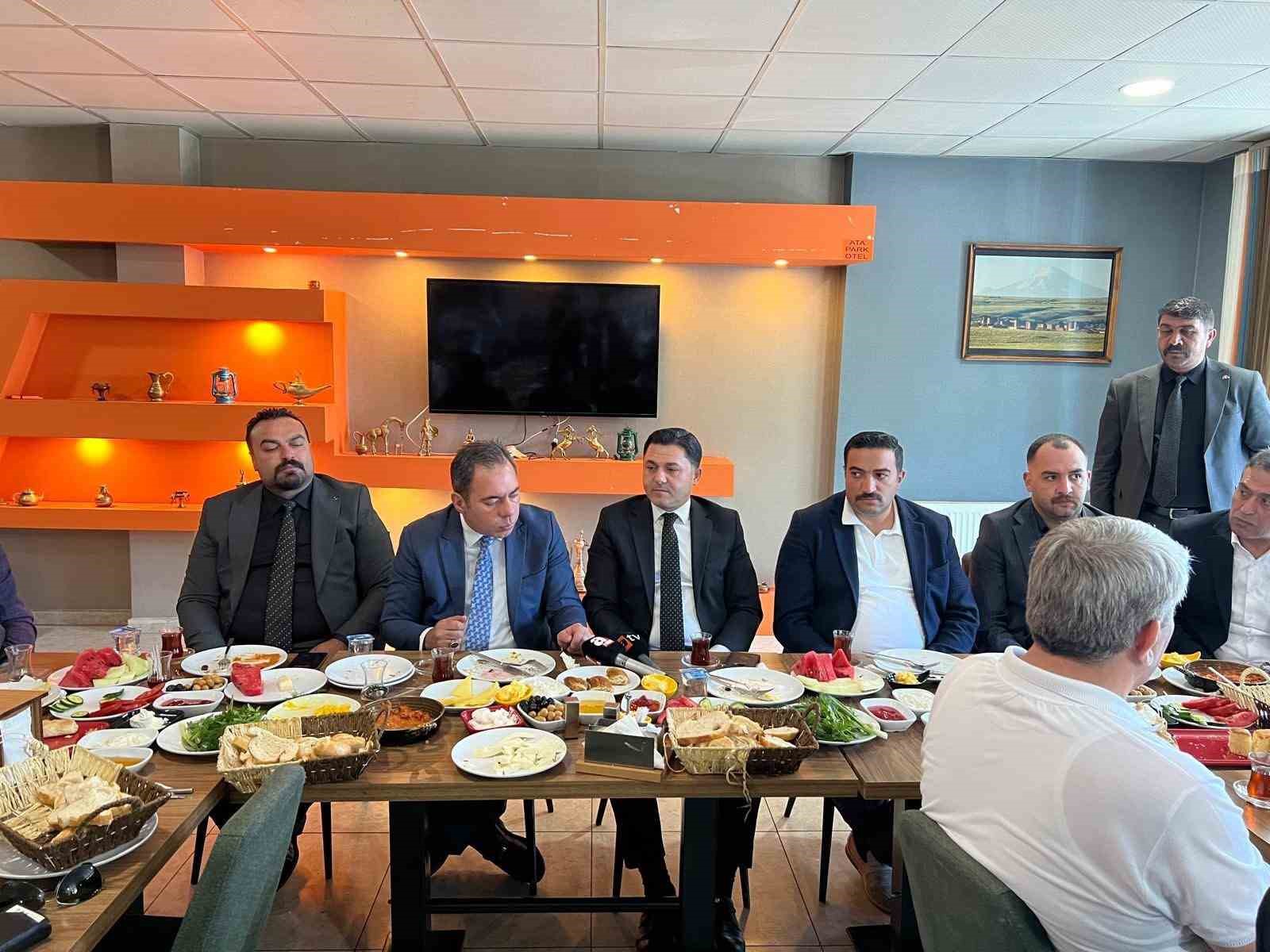 MHP Kars İl Başkanı Adıgüzel basınla buluştu 