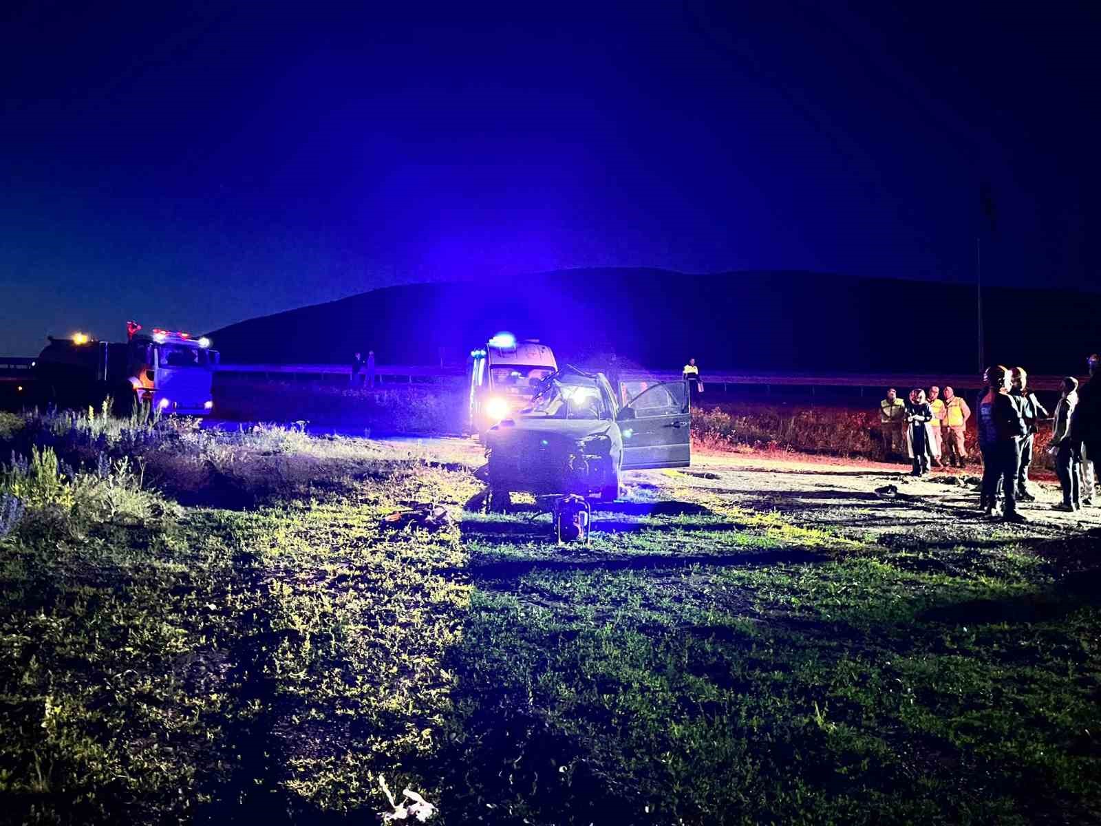 Çıldır’da trafik kazası: 2 ölü, 1 yaralı 