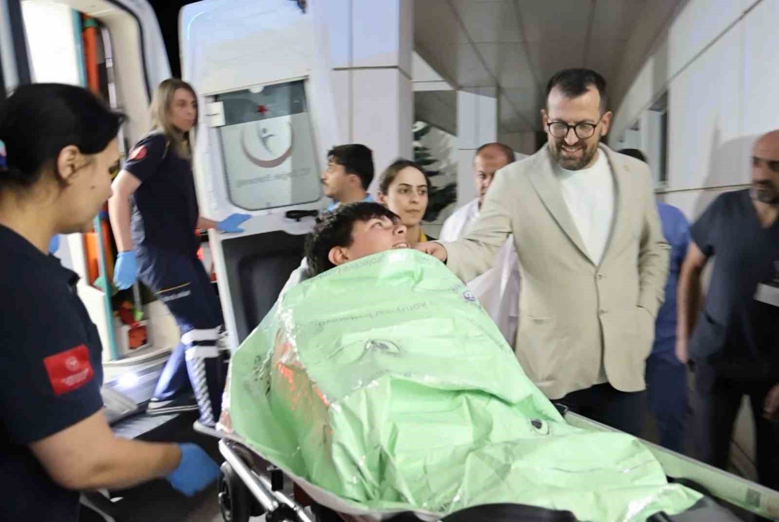 Hasan Dağı’nda yaralanıp mahsur kalan 1’i çocuk 4 kişi kurtarıldı 