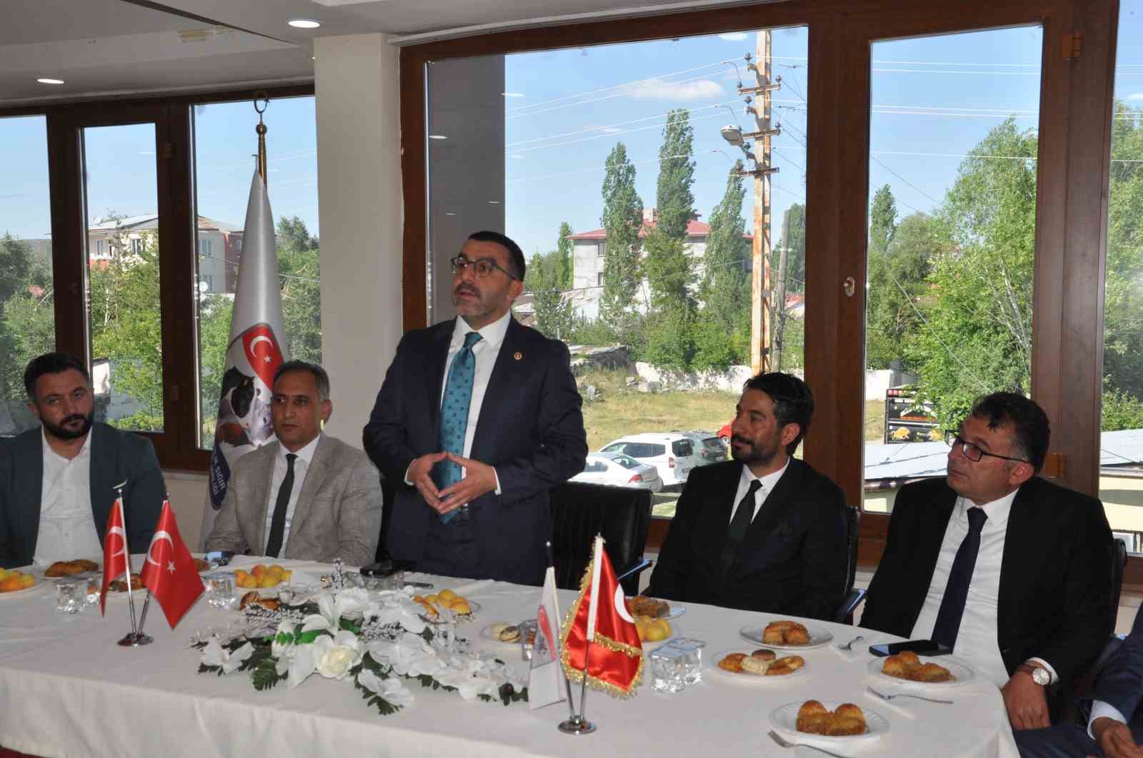 Kars’ta 137 bin buzağı küpelendi 