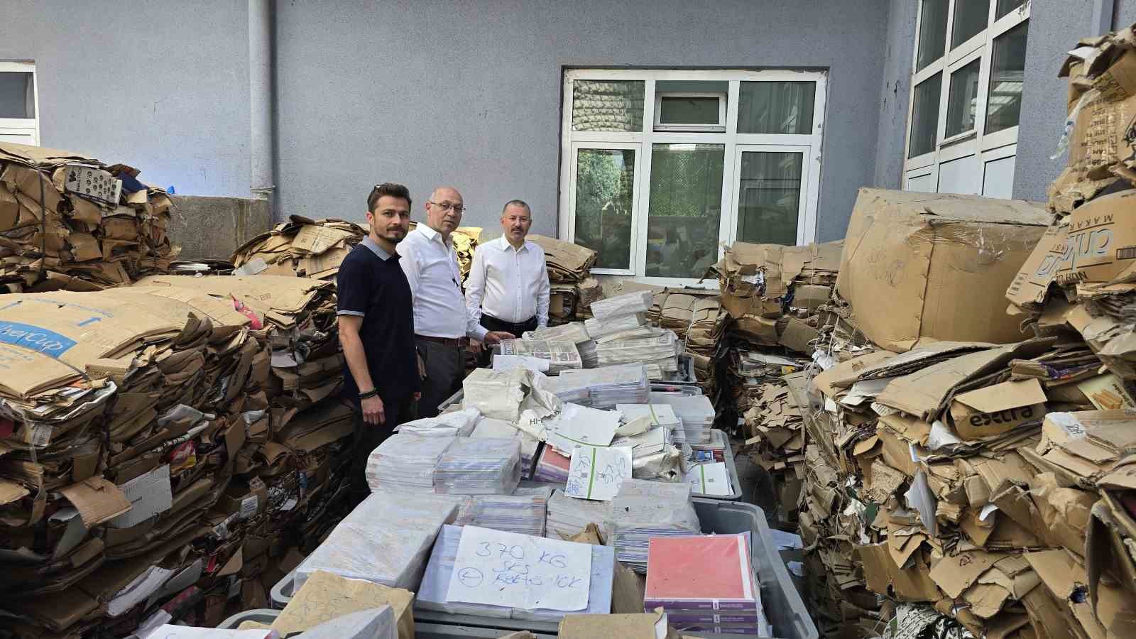 Karabük Üniversitesi’nde ilk kez atık ve geri dönüşüm sistemi kuruldu 