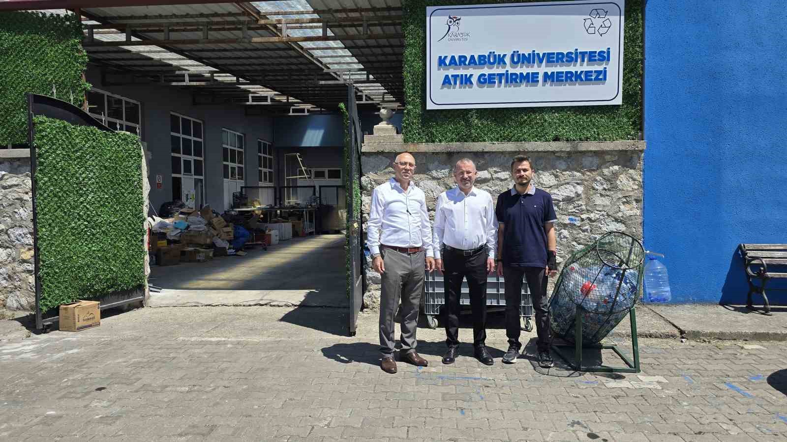 Karabük Üniversitesi’nde ilk kez atık ve geri dönüşüm sistemi kuruldu 