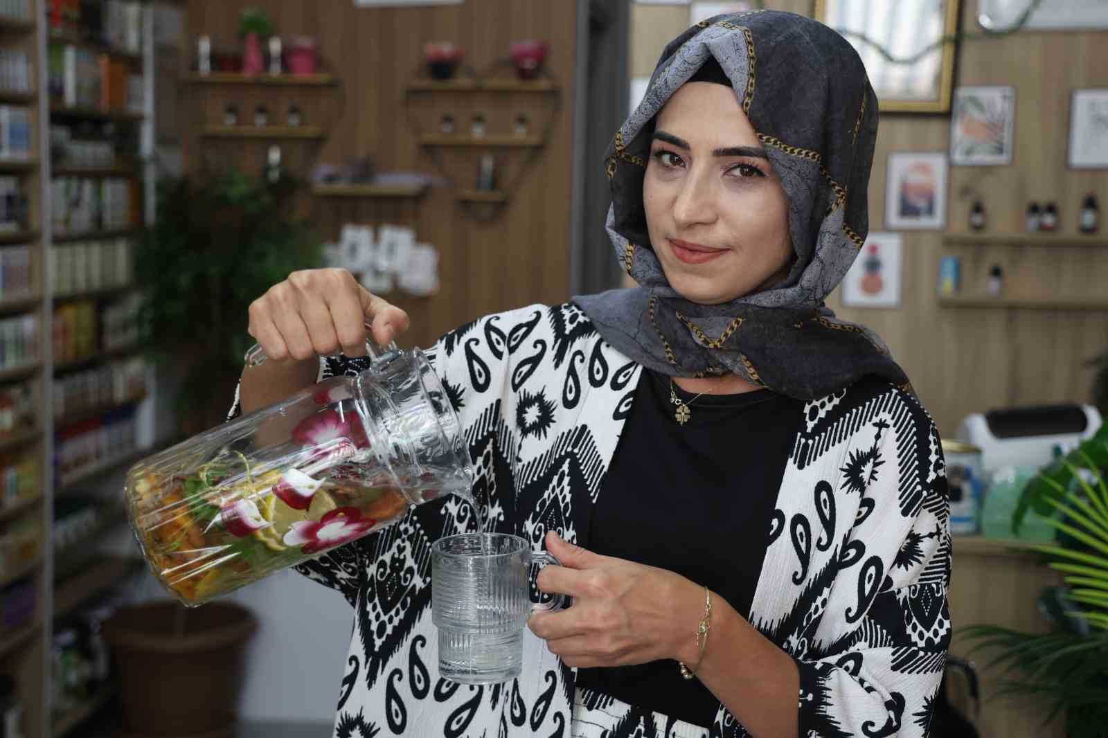 Saray şerbetleri yaz hararetini alıyor 