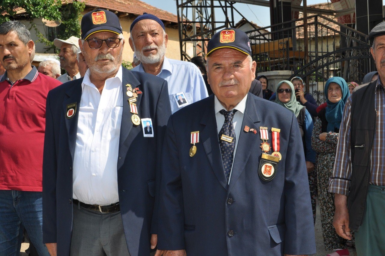 Ispartalı Kore Gazisi Ramazan Topdaş son yolculuğuna uğurlandı 