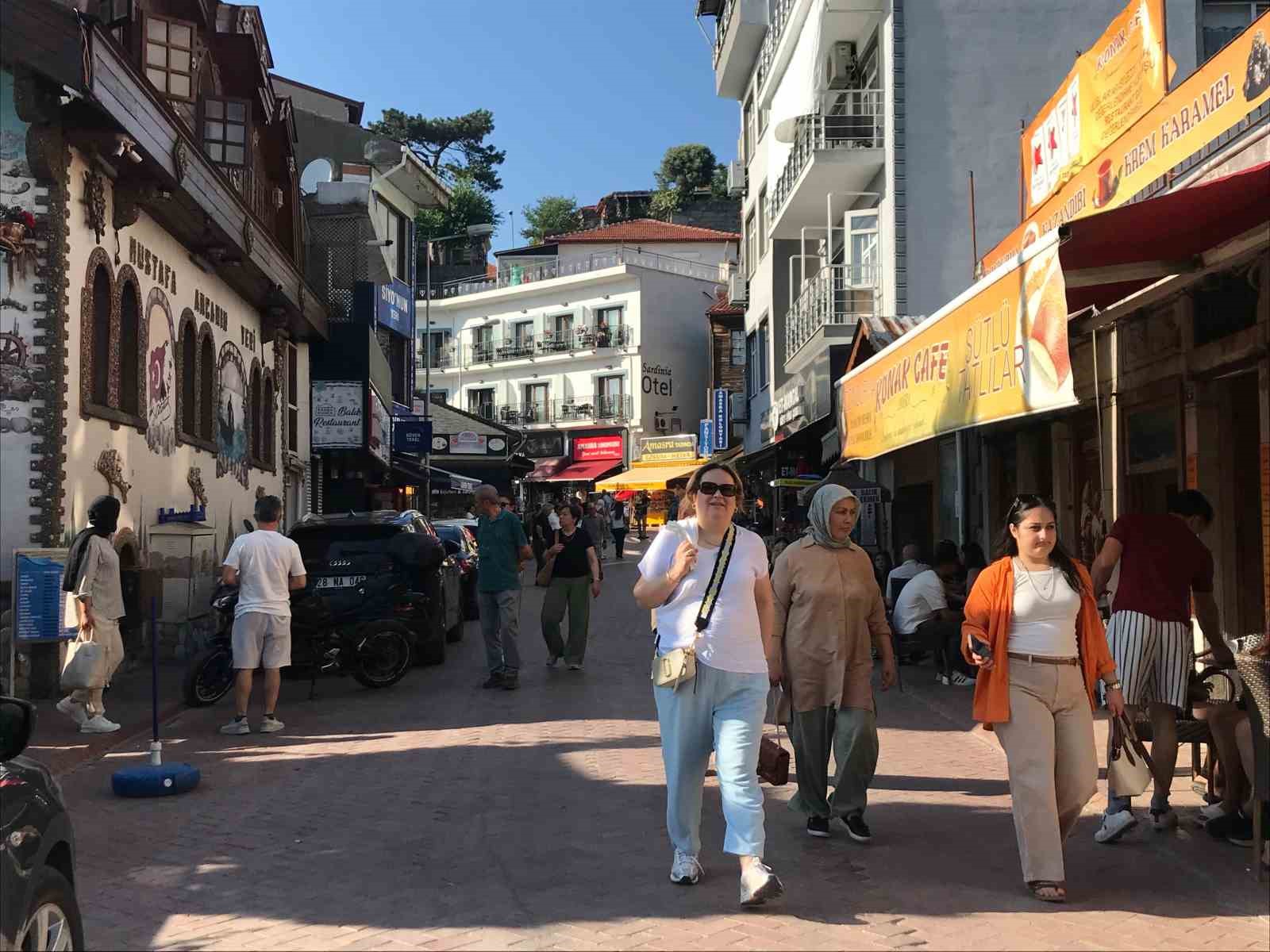 Amasra’da hafta sonu yoğunluğu 