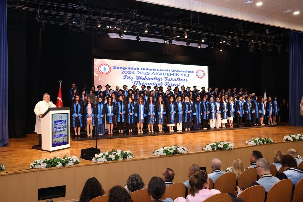 BEUN diş hekimlerini coşku ve gururla geleceğe uğurladı 