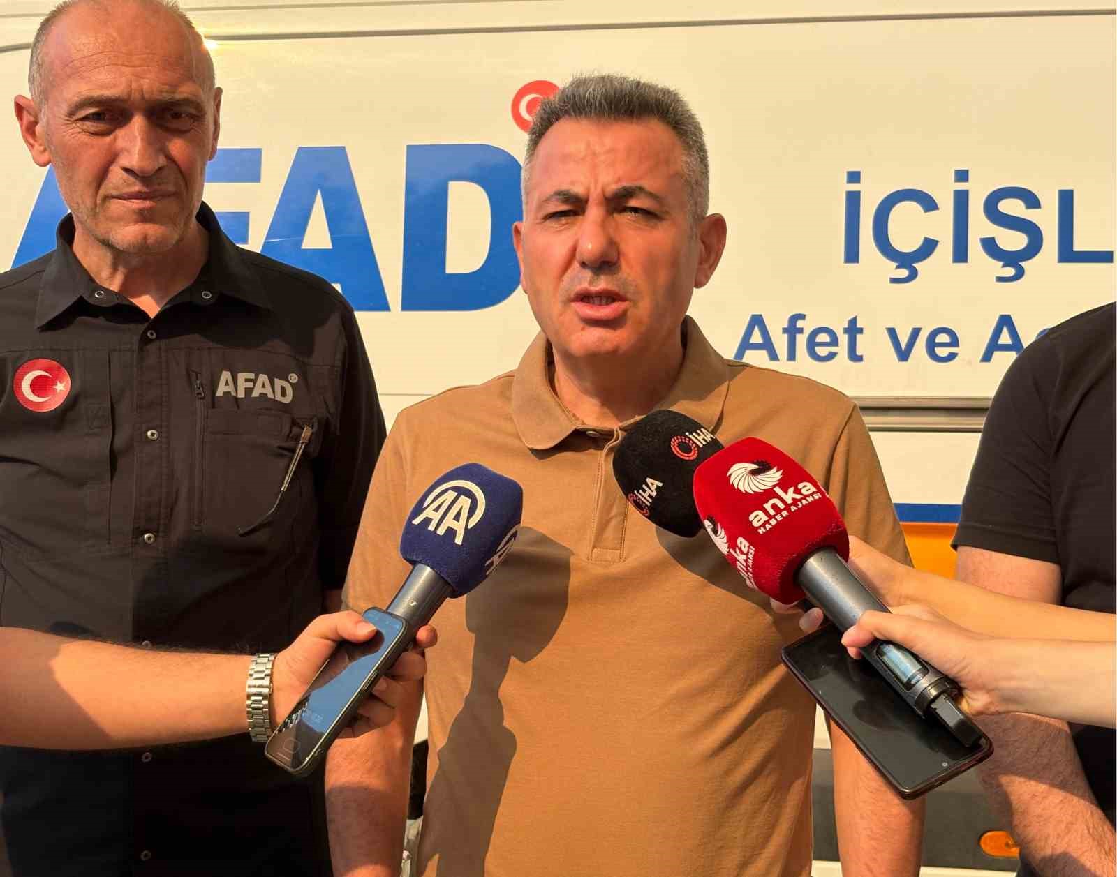 İzmir Valisi Elban: 