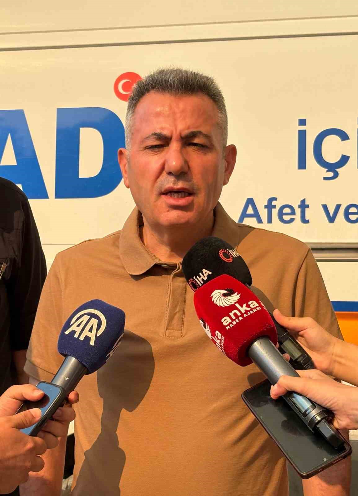 İzmir Valisi Elban: 