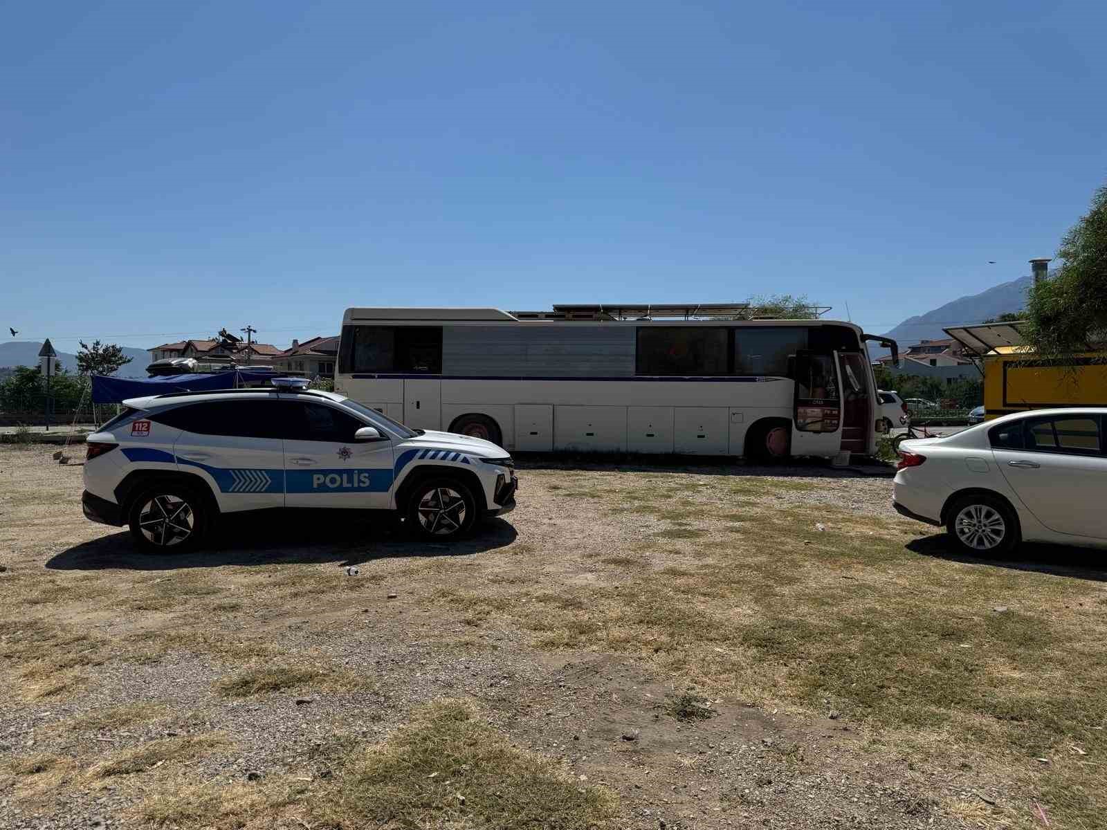 Fethiye’de otobüste yaşayan şoför ölü bulundu 
