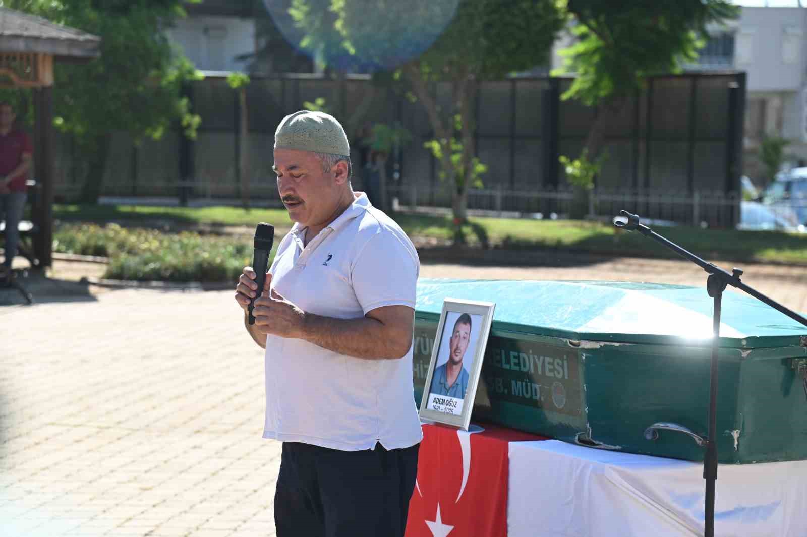 Alkollü sürücünün ölümüne neden olduğu temizlik personeli toprağa verildi 