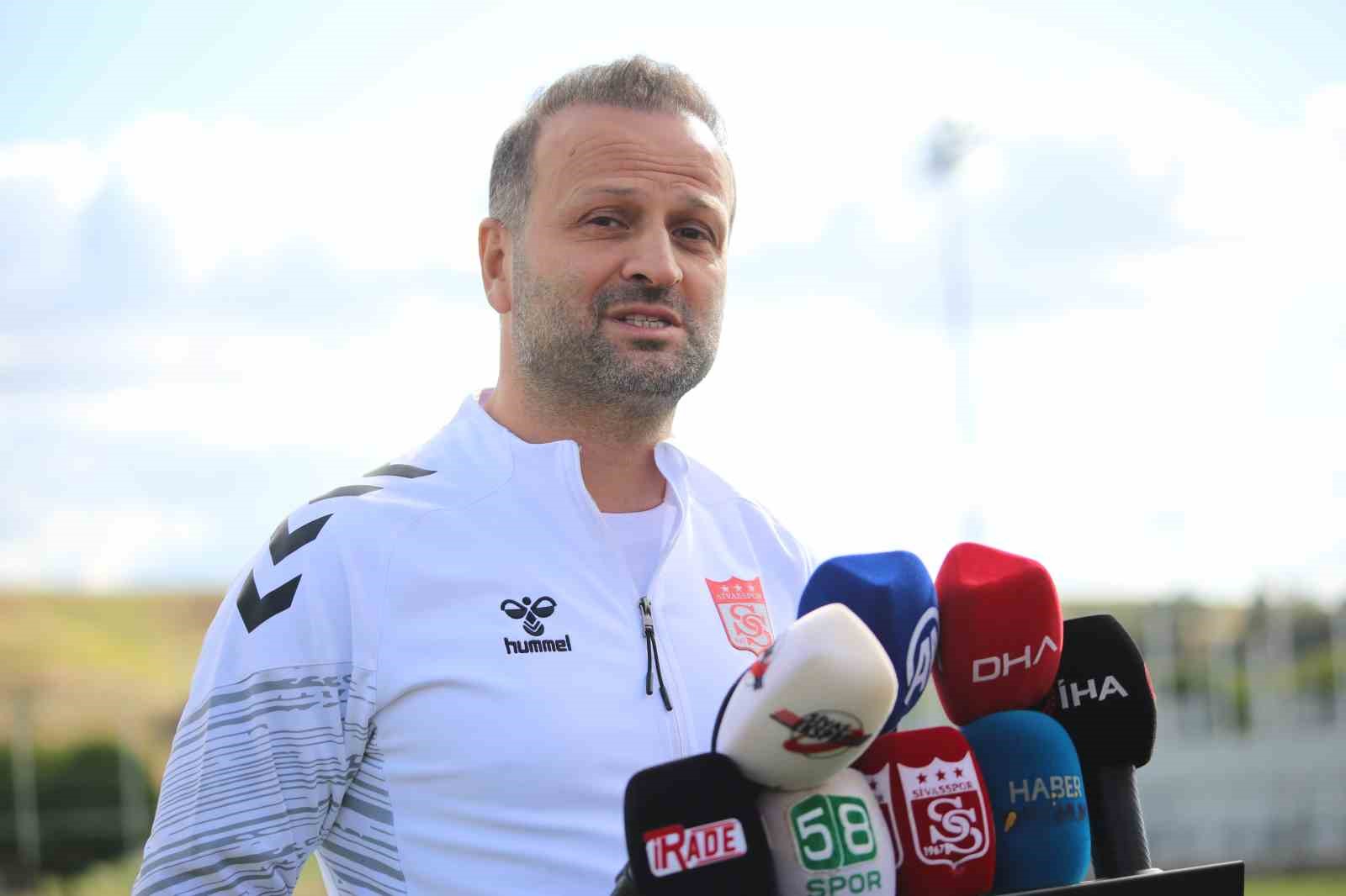 Osman Zeki Korkmaz: 