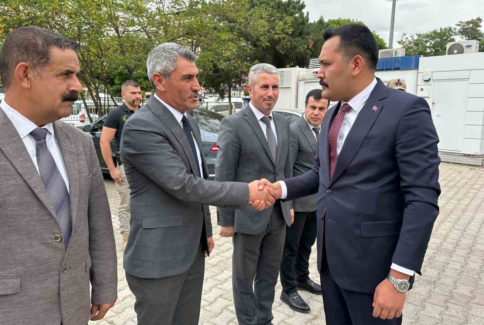 Van’ın Muradiye Kaymakamı Türkmenoğlu göreve başladı 