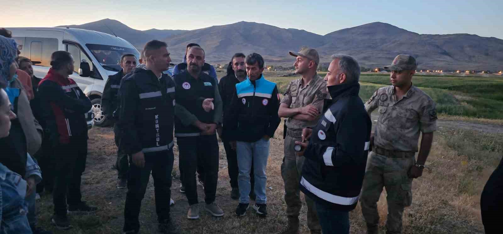 Van ve Bitlis’te inci kefali için kaçak av denetimi 