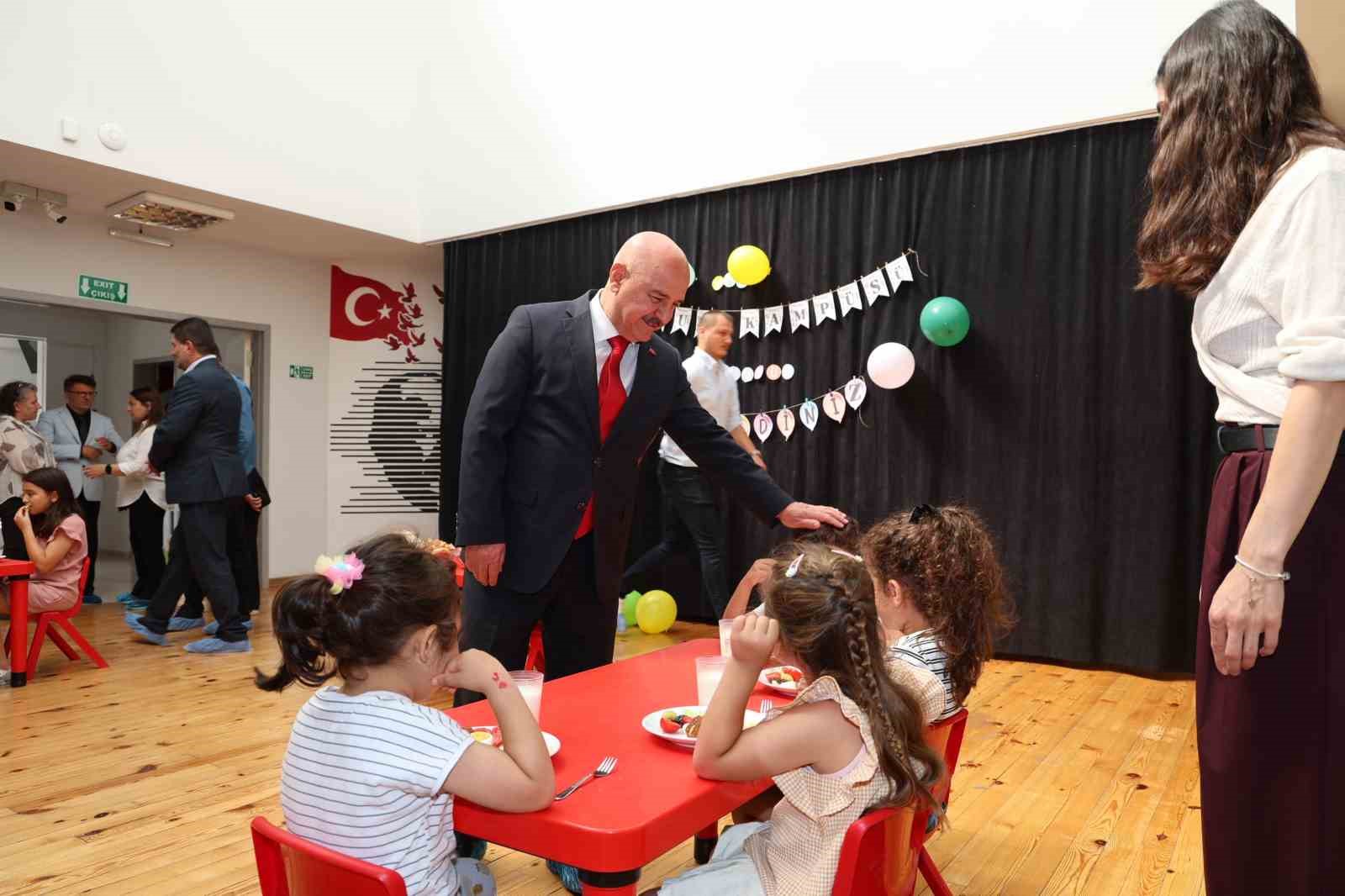Düzce Üniversitesi çocuk kampüsü başladı 