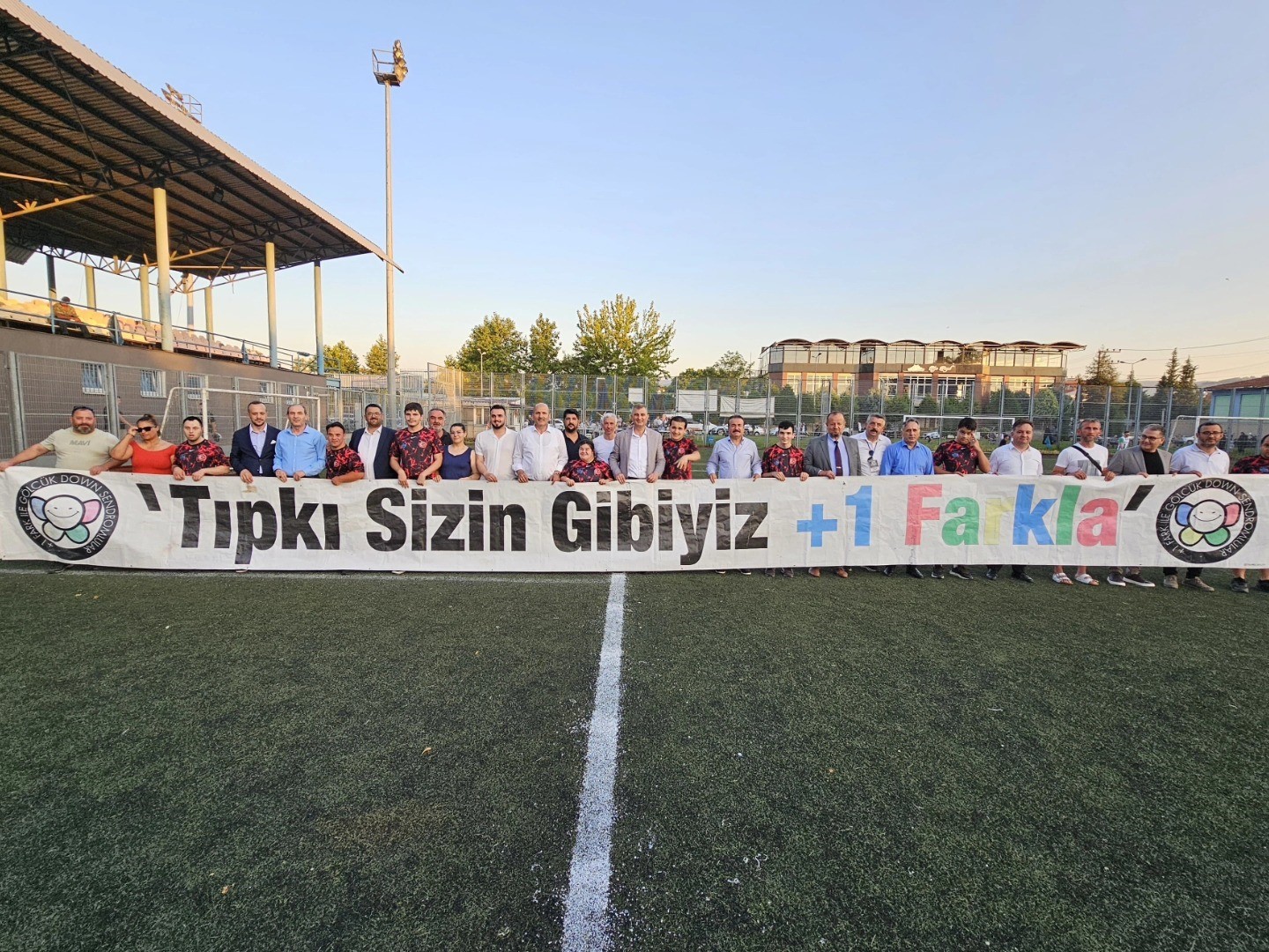 Gölcük’te köyler arası futbol heyecanı 
