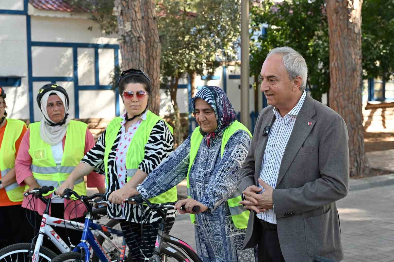 Kocagöz’den bisiklet eğitiminde kadınlara destek 