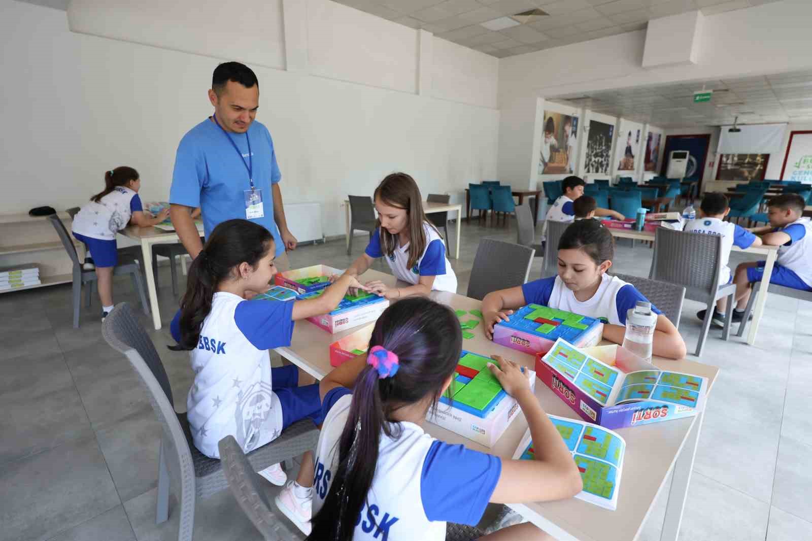 Büyükşehir Yaz Spor Okulları’nda eğitimler başladı 