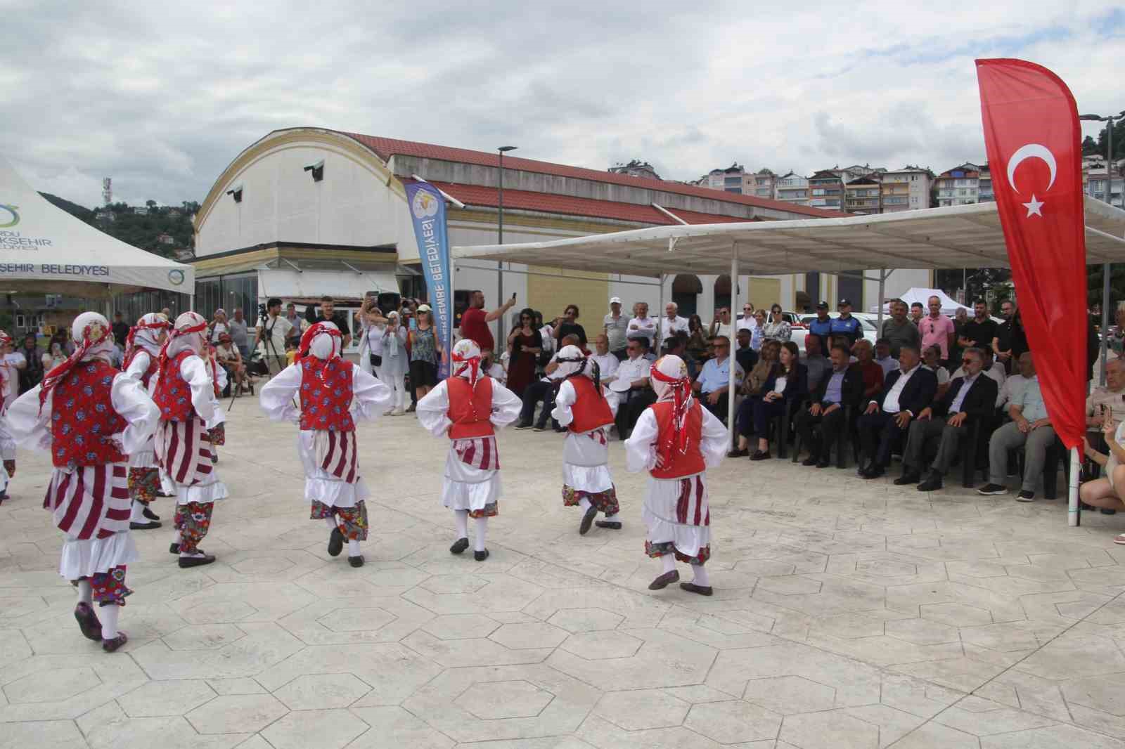 ’Sakin şehir’de Denizcilik ve Kabotaj Bayramı kutlandı 
