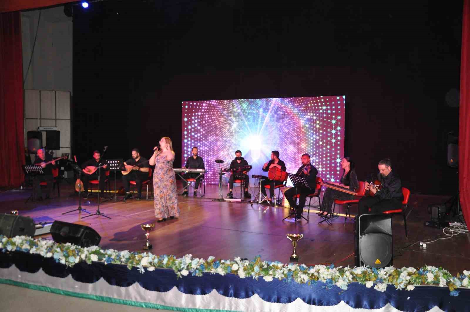 Kars’ta mezuniyet gecesinde bir kişi yanma tehlikesi yaşadı 